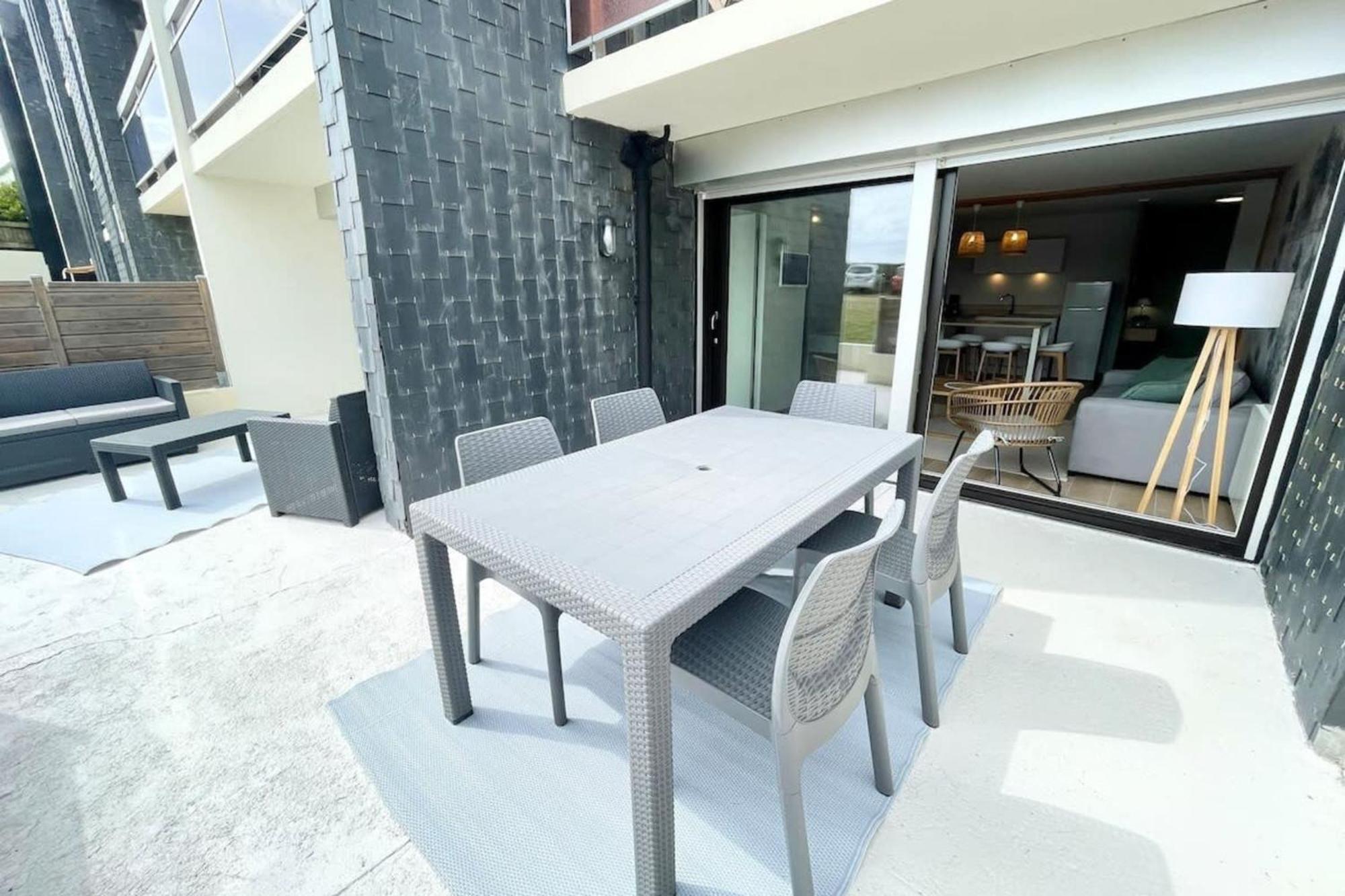 T3 Neuf Archi Cocooning Terrasse Face A La Mer Ploemeur Exterior photo